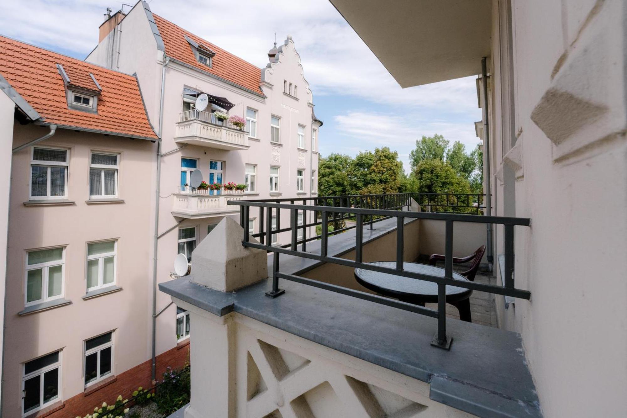 Cosy Balcony Apartment Грудзьондз Екстер'єр фото